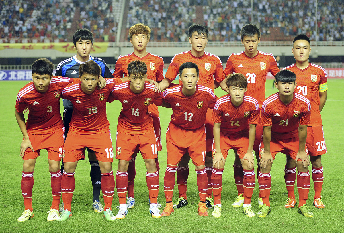 足球职业球队瞩目市场规模扩大，商业合作频密的简单介绍