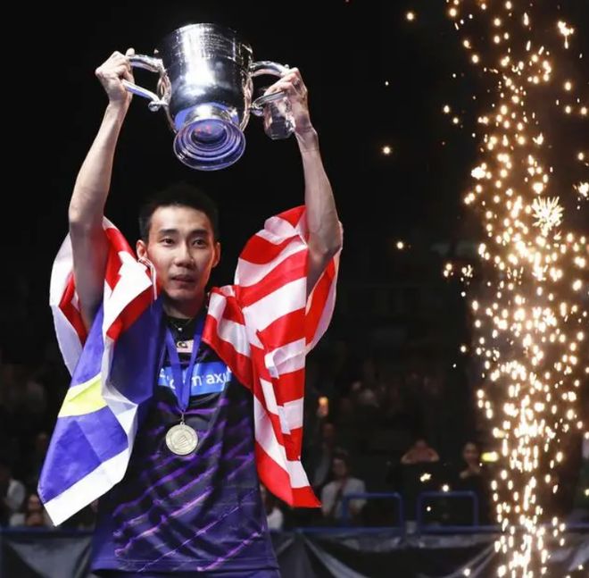 日本羽毛球队轻取韩国羽毛球队,李宗伟送出助攻的简单介绍 日本羽毛球队轻取韩国羽毛球队,李宗伟送出助攻的简单介绍