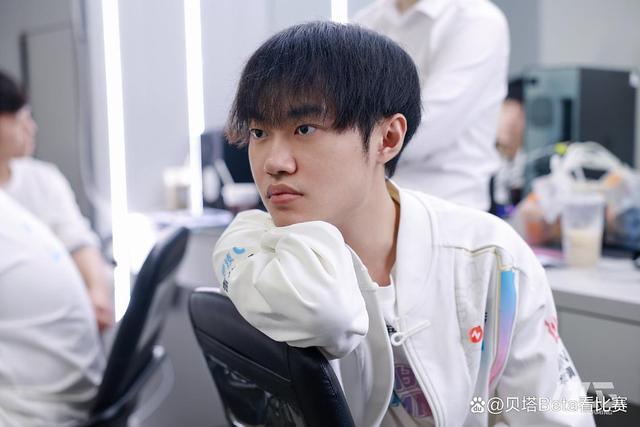 TL强势C9,Knight2制霸全场的简单介绍 TL强势C9,Knight2制霸全场的简单介绍