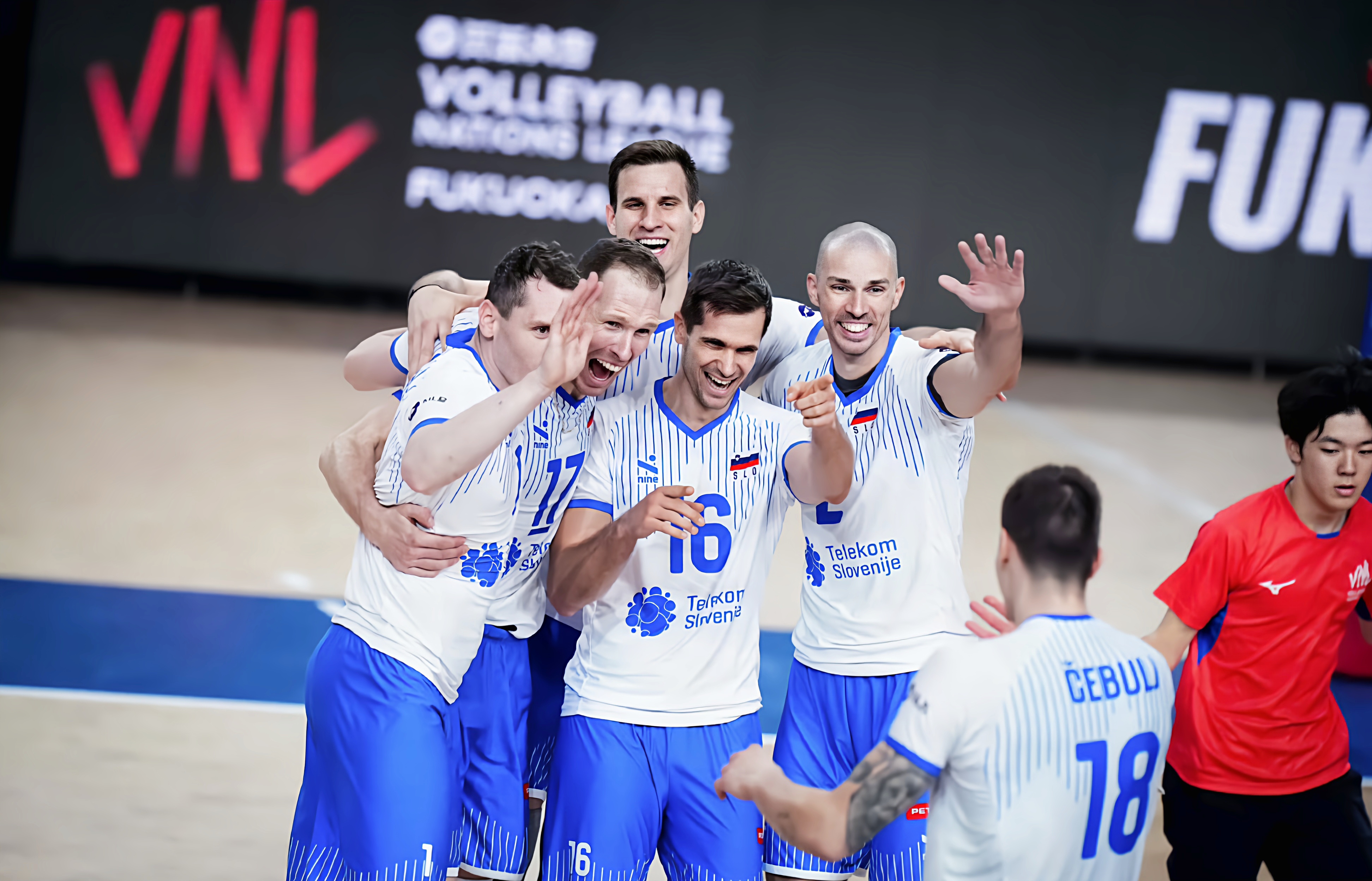 包含桑普多利亚新引进球员备战下一轮比赛的词条