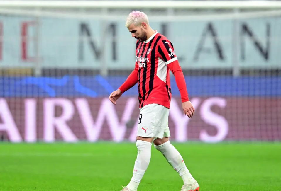 遭遇尴尬，AC米兰陷入低谷的简单介绍