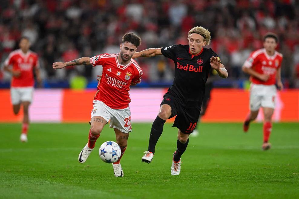 奥地利队客场败北,排名跌落失利 奥地利队客场败北,排名跌落失利