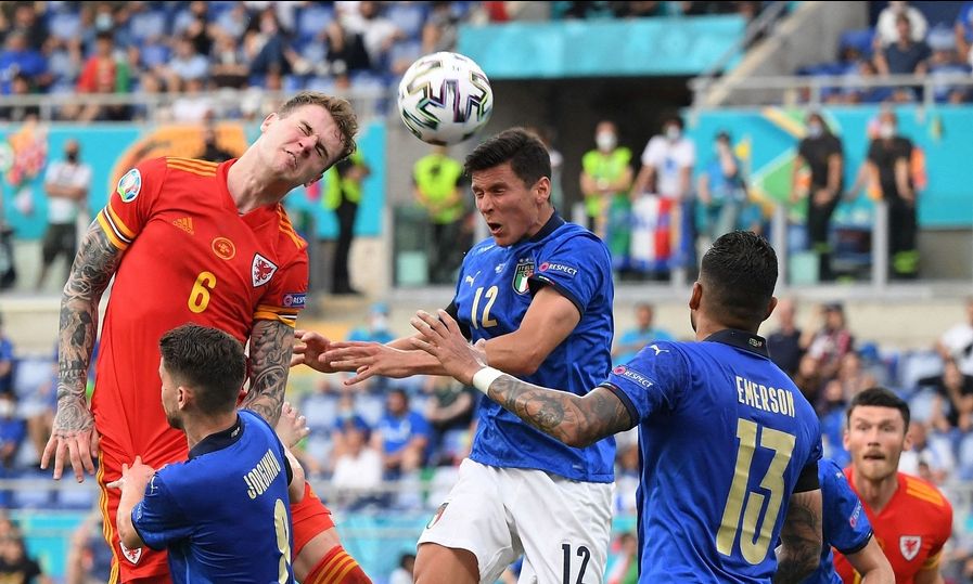 意大利队与瑞士队在比赛中展现实力，最终比分悬念的简单介绍