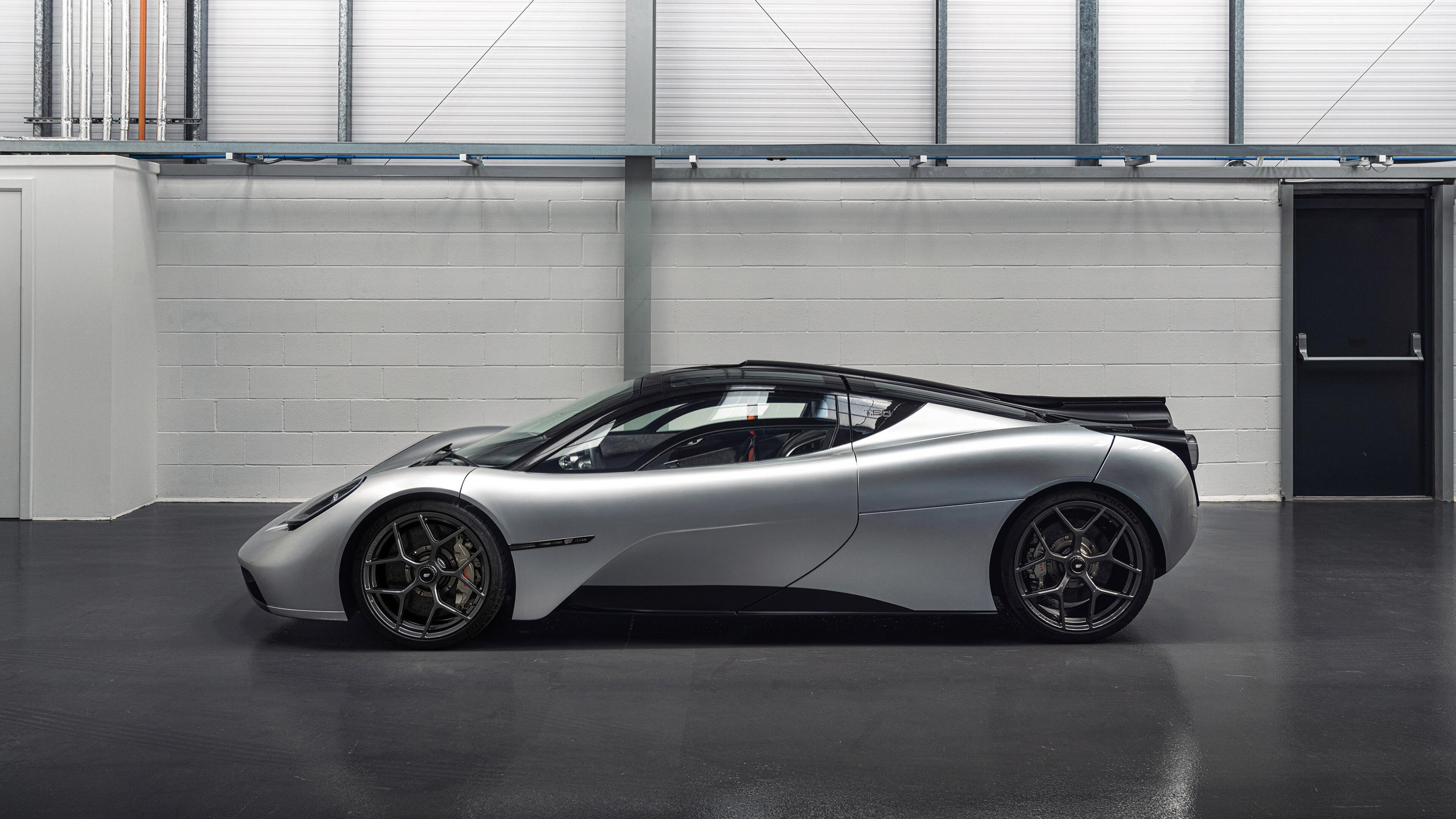 绿茵场上的艺术，迪巴拉完美发挥与摩纳哥战术击溃爱尔兰的启示