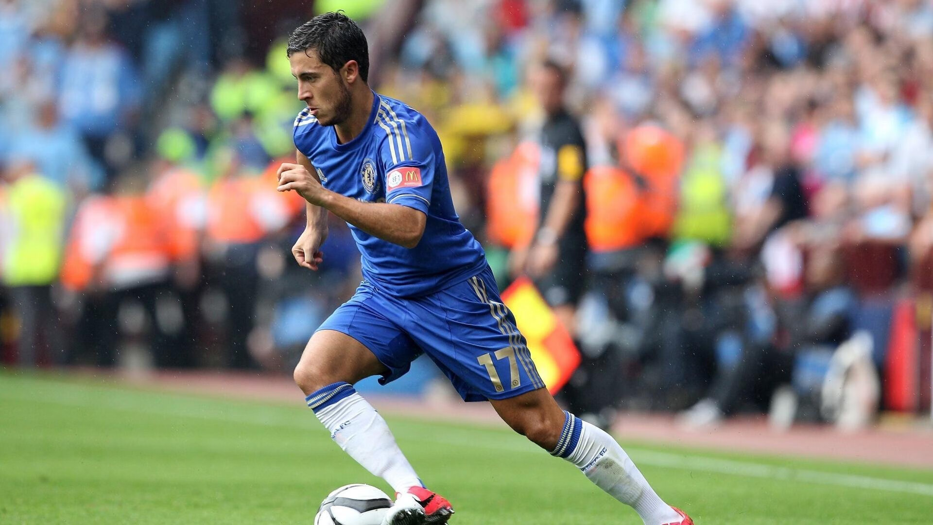 威尔士击败奥地利，三笘薰状态火热，欧洲足坛的新变数与亚洲之星的崛起