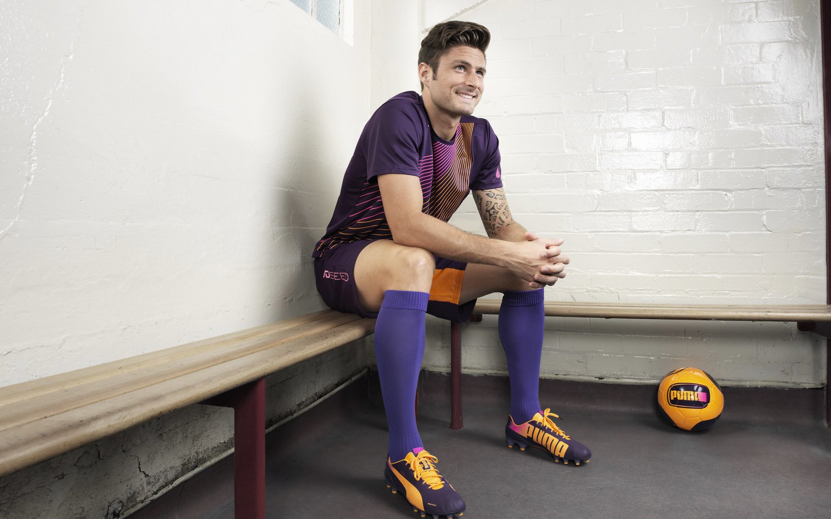 跨界绝杀，当利物浦的终场哨与NBA的终场灯同时亮起